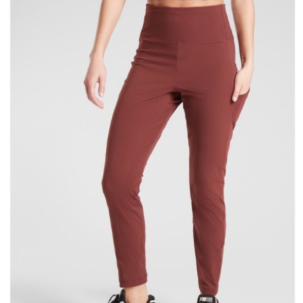 Athleta Trekkie hybrid crop tight legging hiking outdoor pants 14